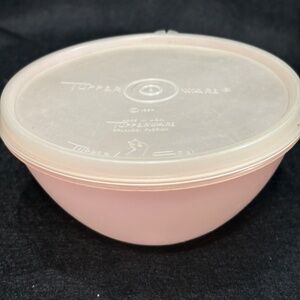1954 TUPPERWARE Sheer Pink Round 6" Container #233-22 & Clear Lid #238-7